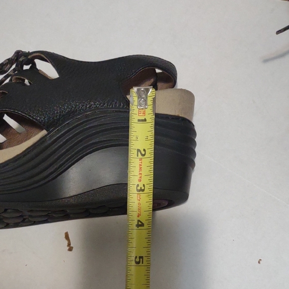 Bionica Black Women's Sandals - Picture 8 of 8